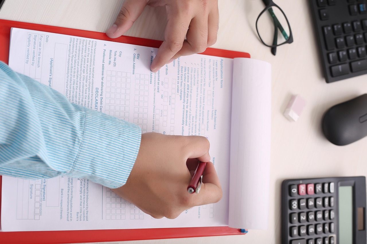 Parte amistoso de accidente: qué es, cómo completarlo y errores comunes | Finisterre Seguros